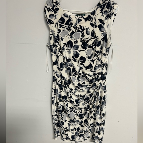 Lauren Ralph Lauren Dresses & Skirts - Lauren Ralph Lauren floral cap sleeve  Women’s Dress 14